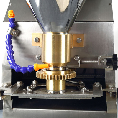 Máy cắt thịt và cá 150kg / H Máy làm chả viên thịt